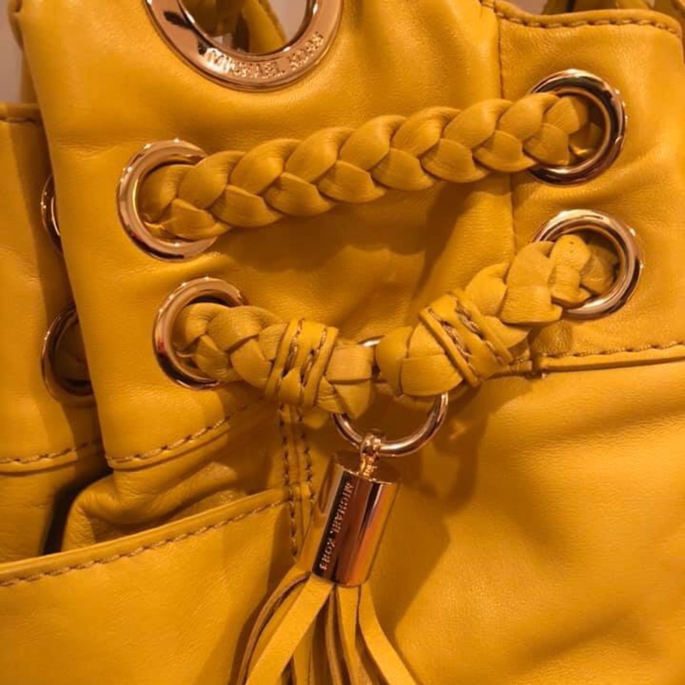 Michael Kors purse - Picture 2 of 2